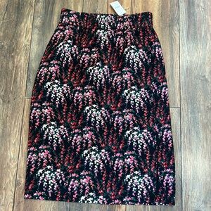 Women’s JCrew Factory XS Below Knee Black Skirt, Pink and Red Flowers Floral NWT